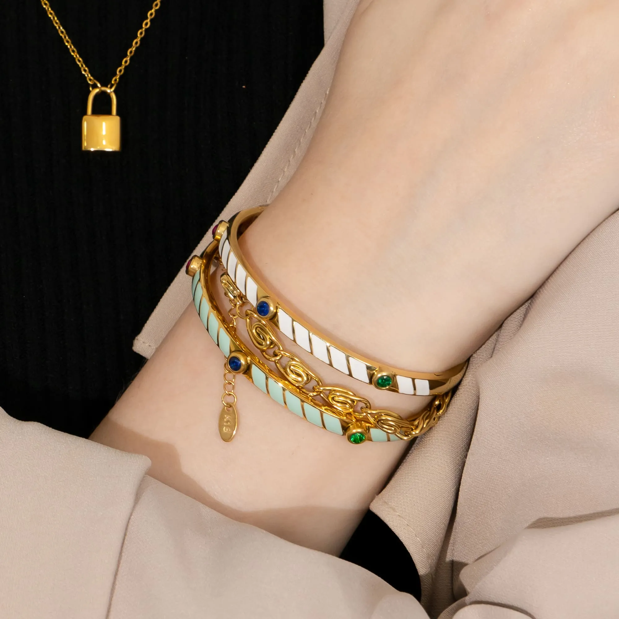Aquatic Luminous Enamel Gold Layered Bangle