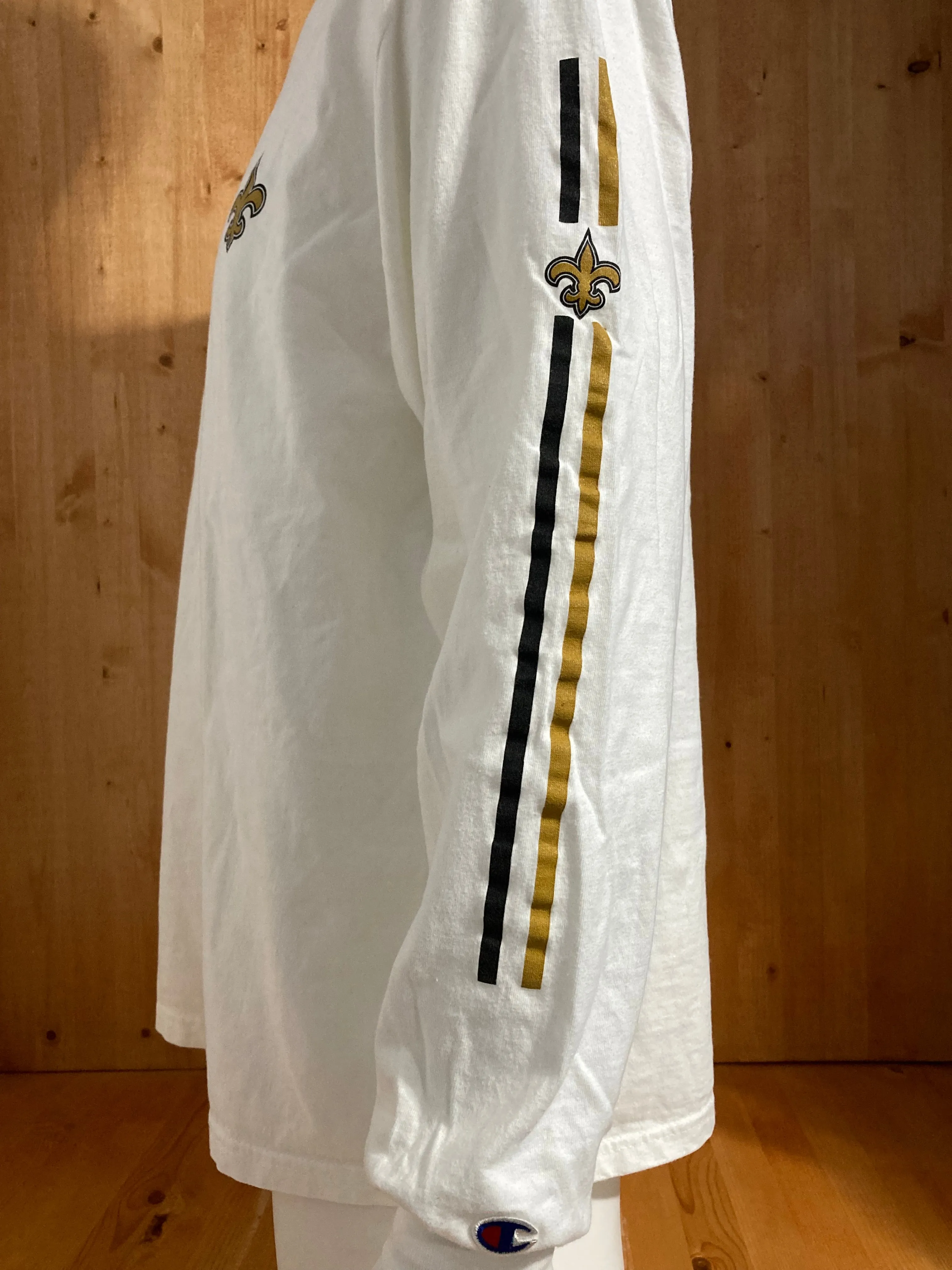 CHAMPION "NEW ORLEANS SAINTS" NFL FOOTBALL Graphic Print Adult T-Shirt Tee Shirt XL Xtra Extra Large White Long Sleeve Shirt