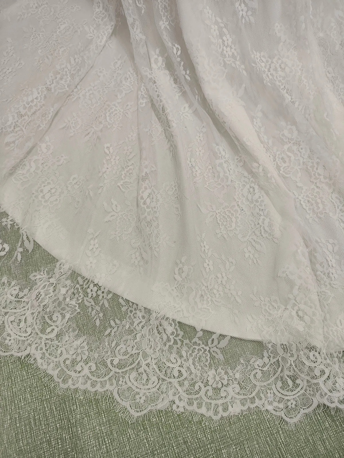 Chic Long Sleeve Lace A Line Wedding Dresses with Train, Gorgeous Bride Dresses UQW0053