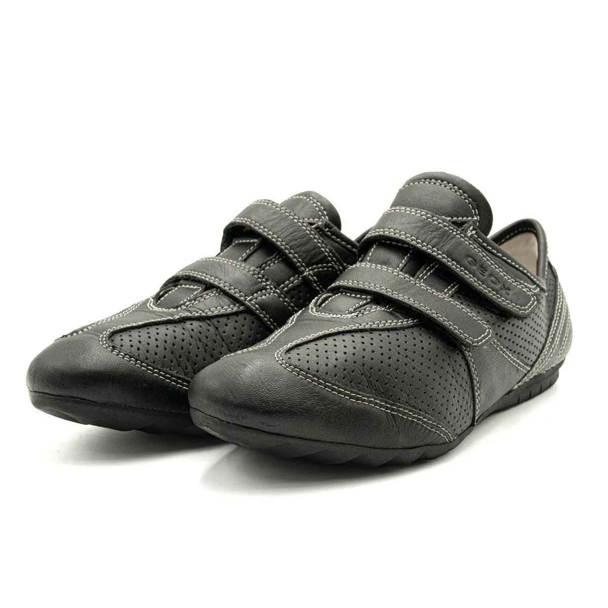 Geox Low-Top Sneakers Leather Black Colour For Women
