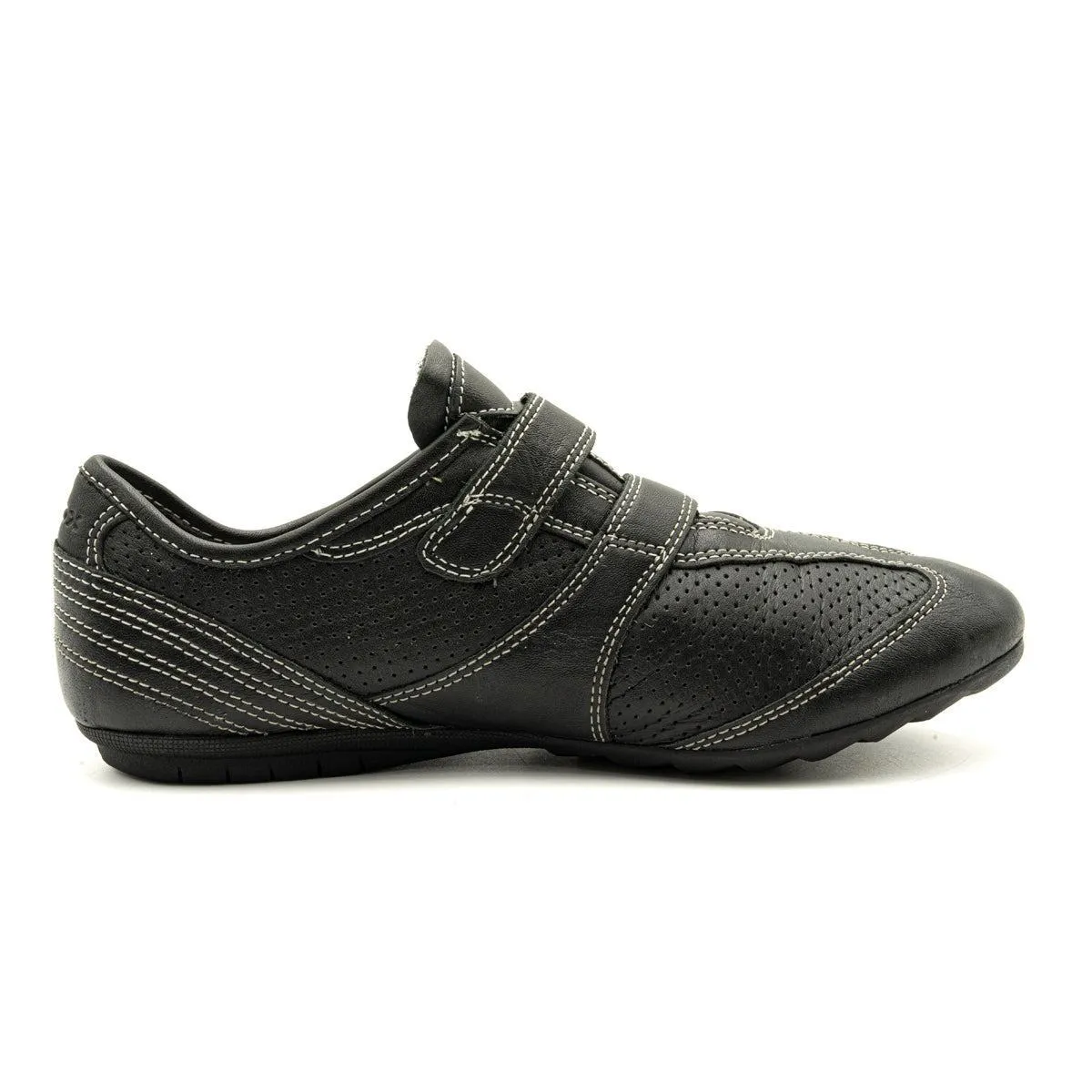 Geox Low-Top Sneakers Leather Black Colour For Women