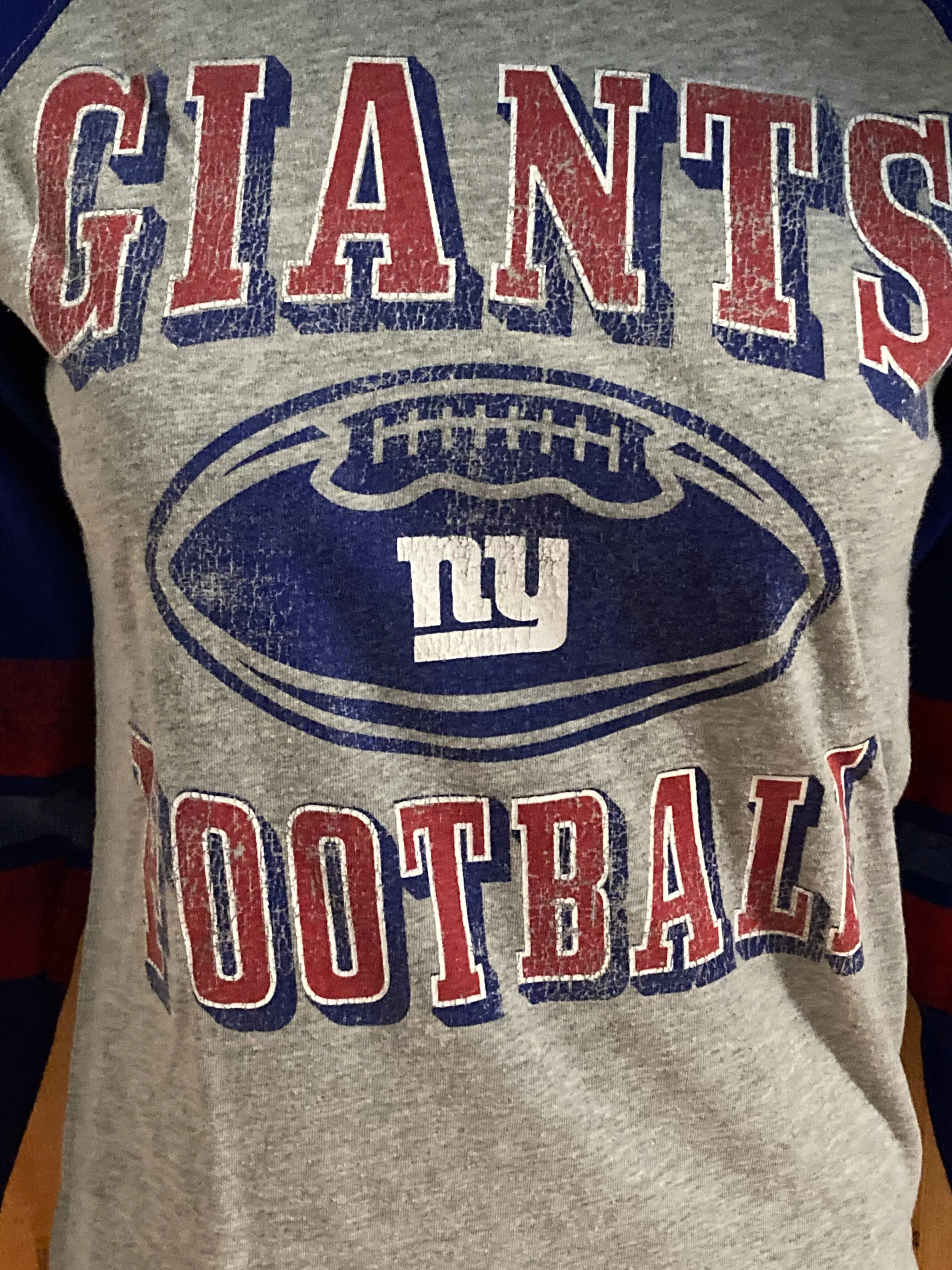 NFL "NY GIANTS FOOTBALL" Graphic Print Kids Youth Unisex L Large Lrg Gray Long Sleeve T-Shirt Tee Shirt