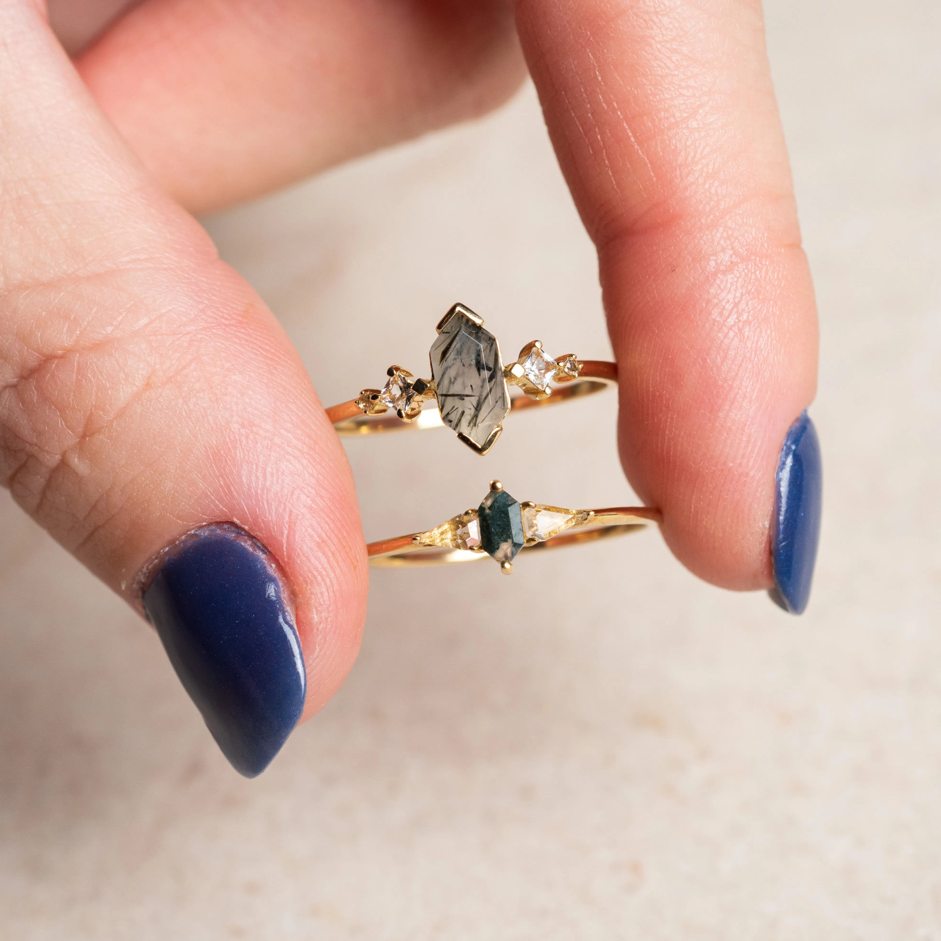 Solid Gold Aquatic Agate Elements Hexagon Ring